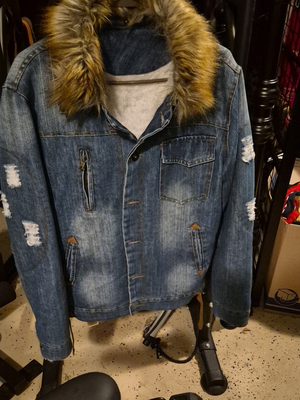 Men's Blue Denim Jacket with Faux Fur Collar